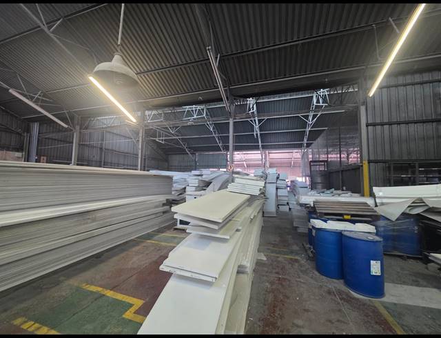 4,656M² WAREHOUSE TO LET IN ALRODE